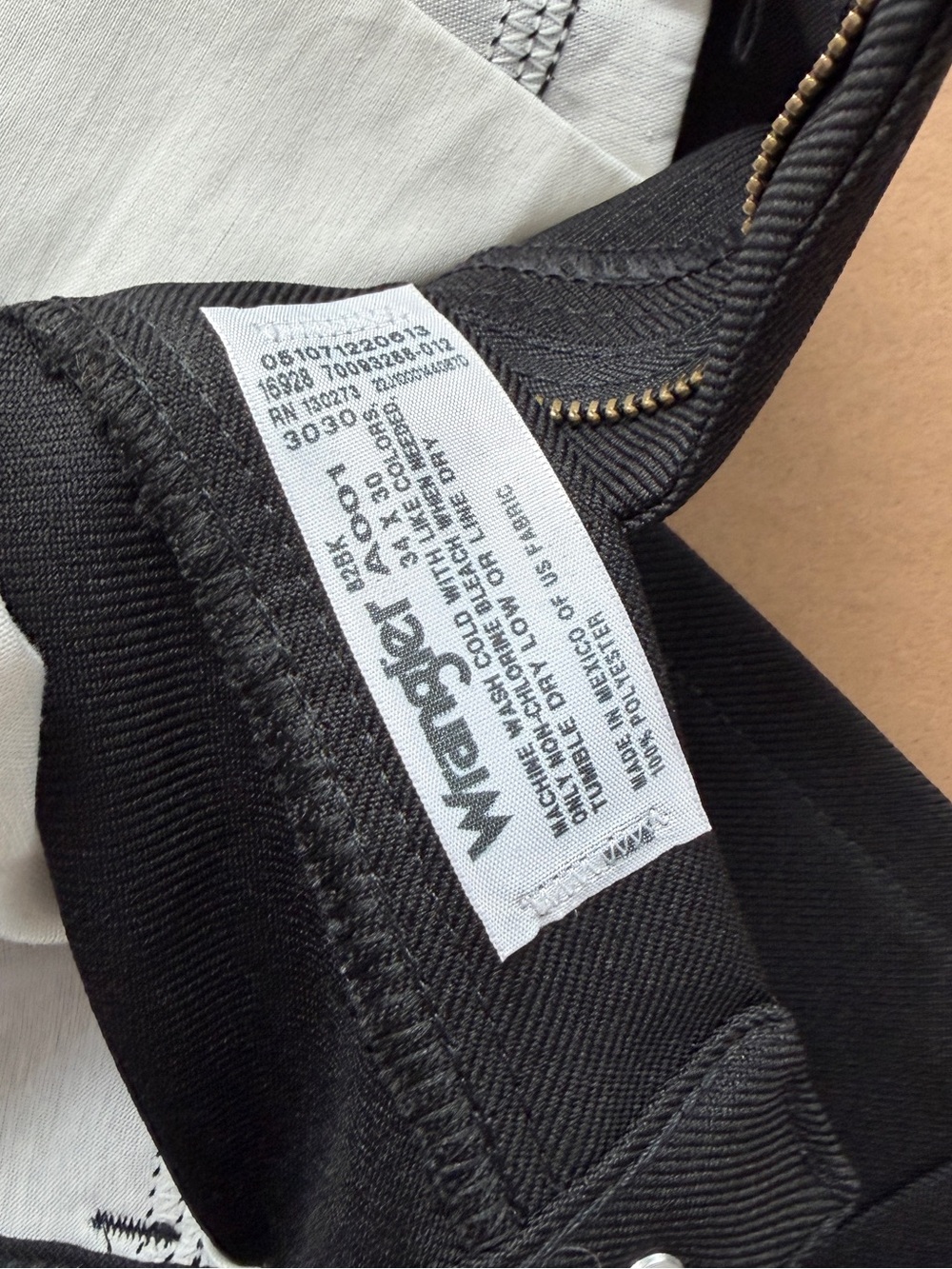 Wrangler Black Bootcut Jeans for Men - Picture 2 of 3